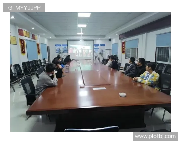 南京飞盘队的奋斗之路:从默默无闻到闪耀赛场的真实故事 南京飞盘队的奋斗之路:从默默无闻到闪耀赛场的真实故事