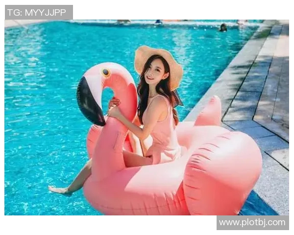 比基尼风潮：解密夏日海滩时尚背后的历史与文化演变